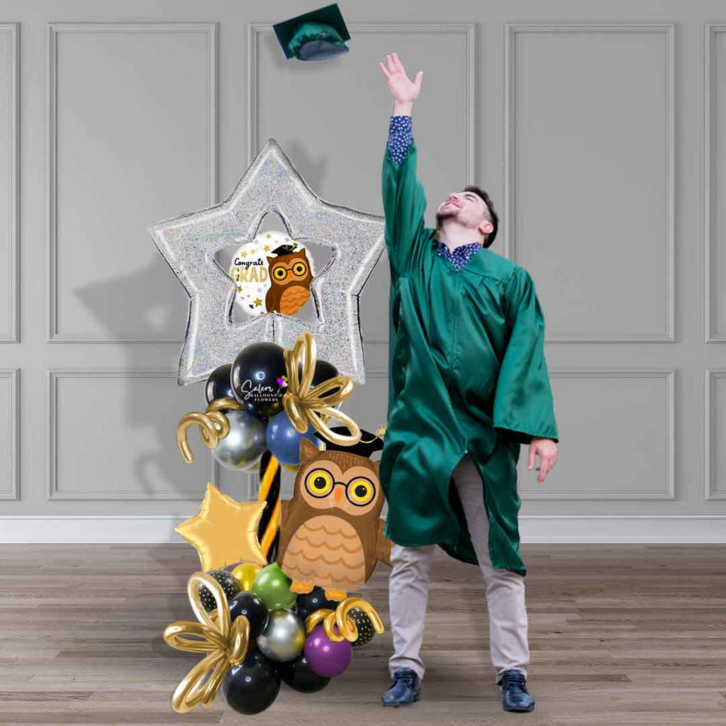 Felicidades mi sabio búho columna de globos